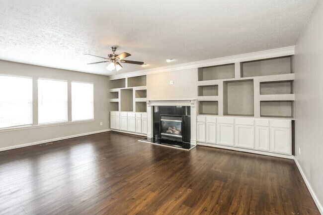 Building Photo - 12005 Gatwick View Dr