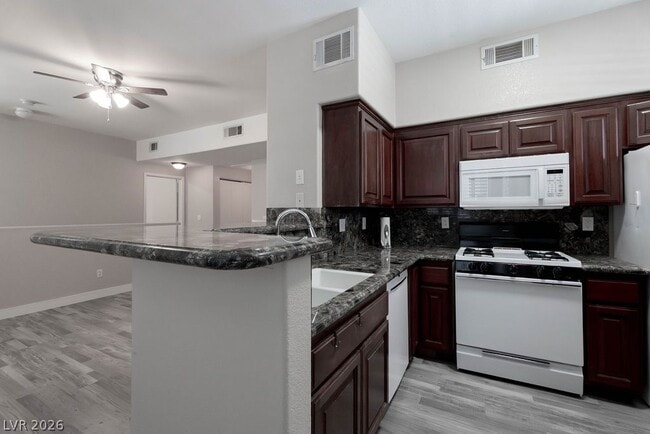 Building Photo - 9050 W Warm Springs Rd