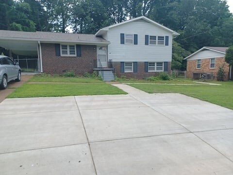 Exterior - 2913 Hester Ln NW
