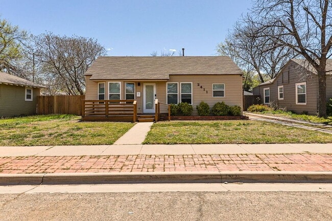 Building Photo - Cute 2 Bedroom Close to Texas Tech