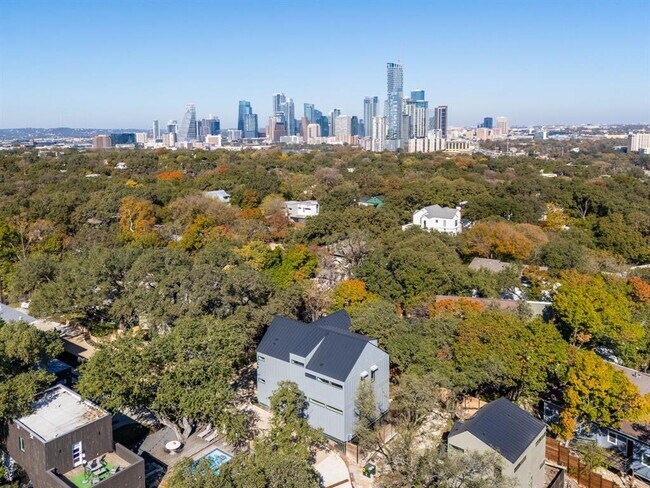 Building Photo - 1603 Chelsea Ln