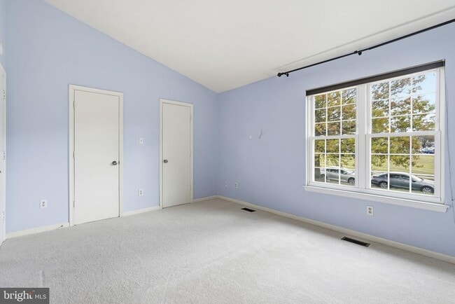 Building Photo - 168 Edinburgh Square