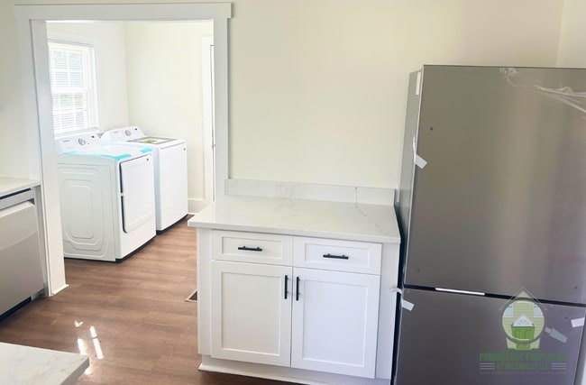 Building Photo - 904 Staunton Bridge Rd