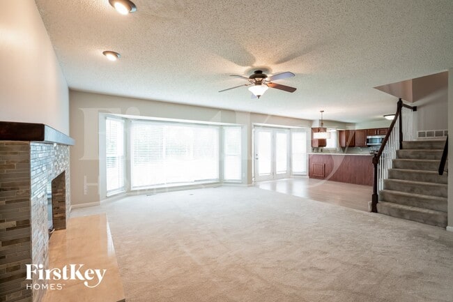 Building Photo - 1813 Highcrest Dr