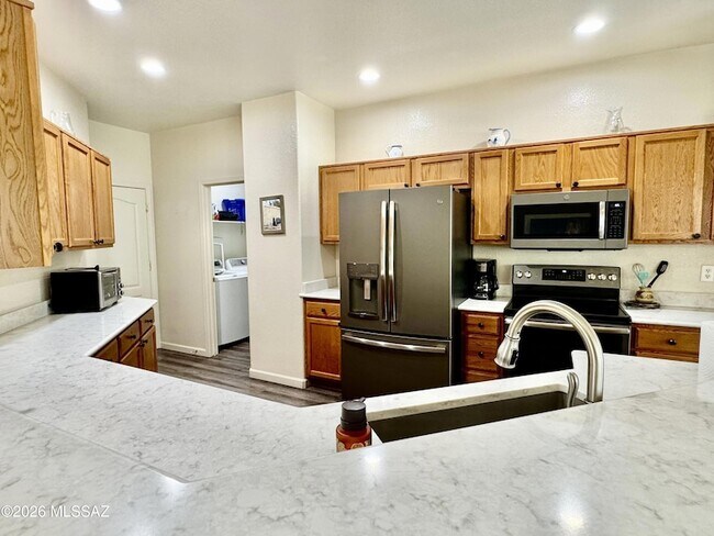 Building Photo - 13401 N Rancho Vistoso Blvd