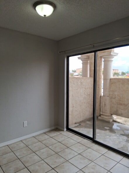 Building Photo - 11600 Marsh McCall Way