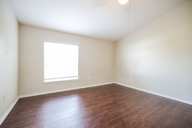 Building Photo - 1236 Apopka Ln