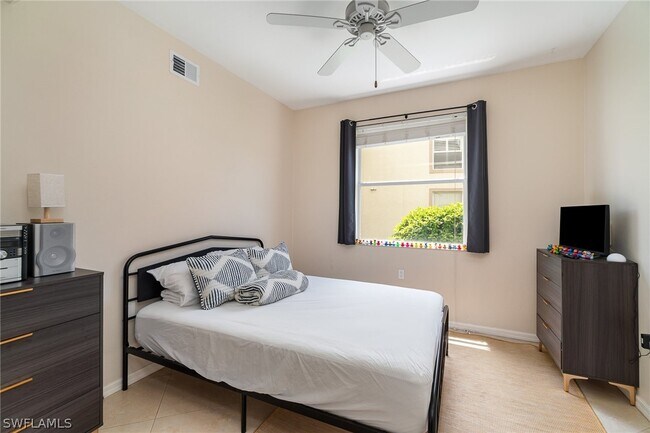 Building Photo - 21330 Lancaster Run