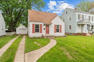 Building Photo - 1502 Schuyler Rd
