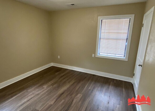 Building Photo - 7815 Armour Rd