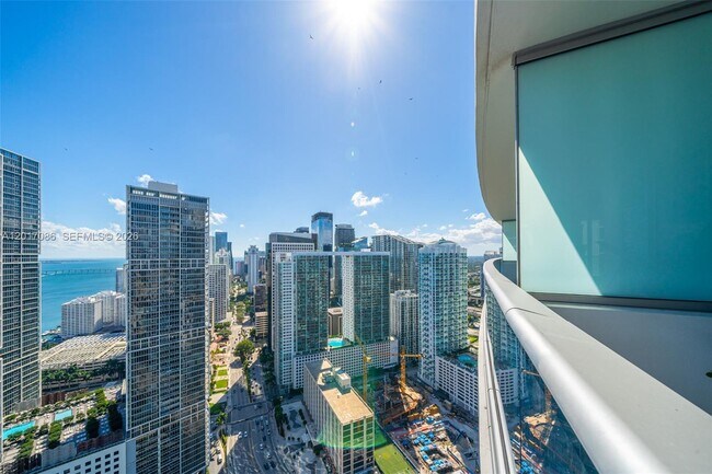 Building Photo - 200 Biscayne Blvd Way