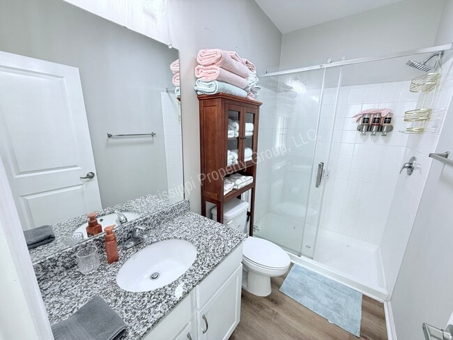 Building Photo - 3BR/3BA For Rent