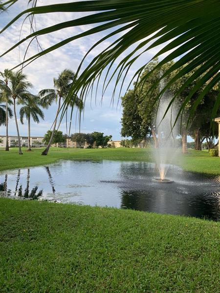 Building Photo - 1601 Abaco Dr