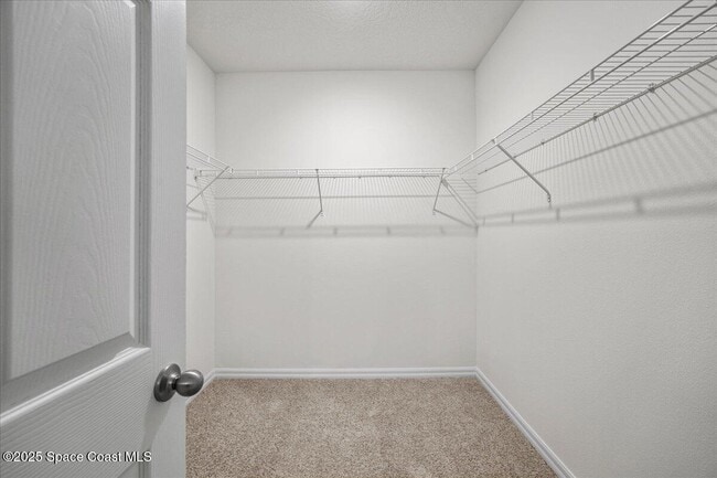Building Photo - 1854 Capital Dr