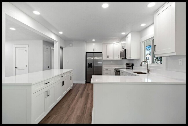 Building Photo - 3 Acre Horse Ranch & Home Rental SE Boise ...