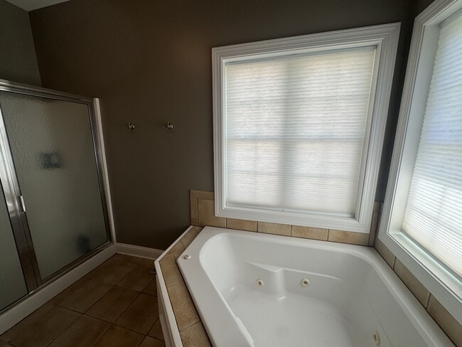 Building Photo - 118 Captains Ln