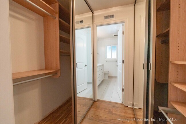 Building Photo - Remodeled single story Willow Glen home wi...
