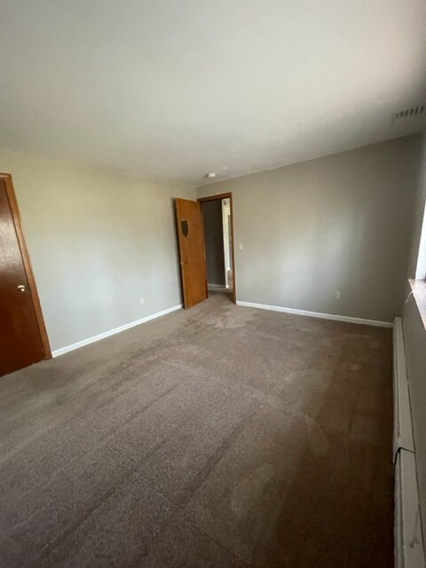 Building Photo - 170 High St