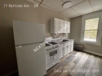 Building Photo - 77 Neptune Ave