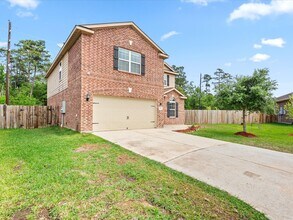 Building Photo - 8843 Leclaire Meadow Dr