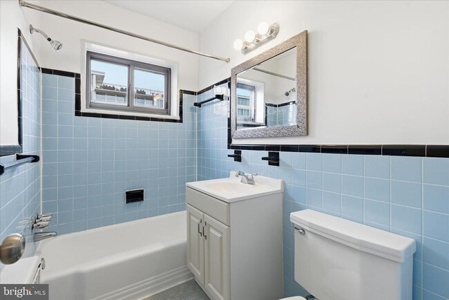 Building Photo - 1200 S Arlington Ridge Rd