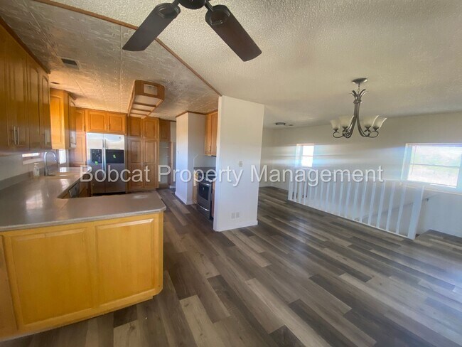 Building Photo - Unique Duplex on the South Side of Carson City - Near Tons of Shopping