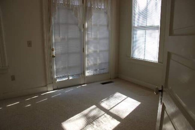 Building Photo - Downtown Sonora 1 bedroom (Duplex)