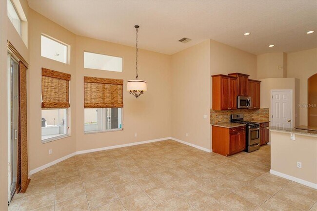 Building Photo - 11445 Vicolo Loop