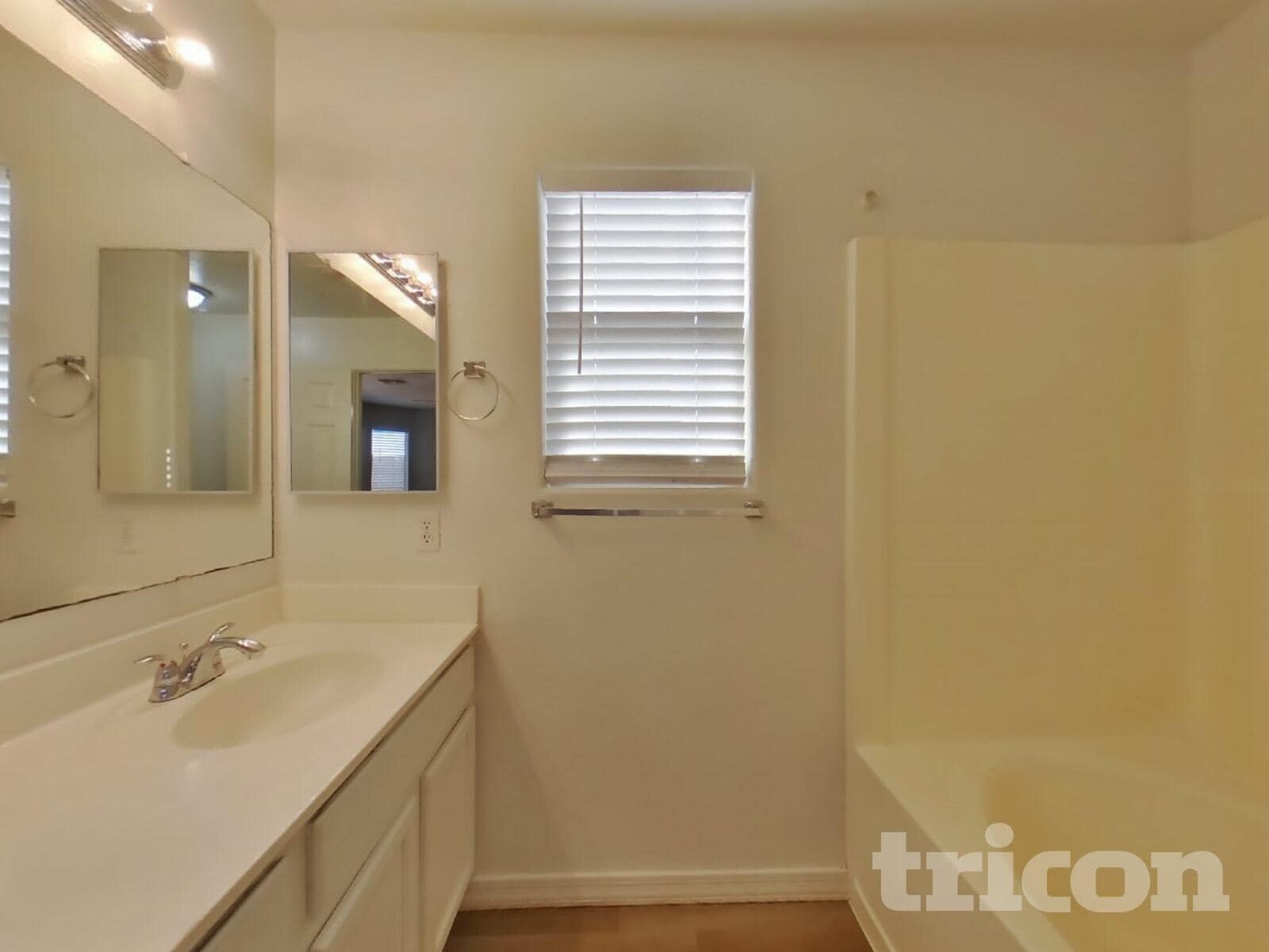 Building Photo - 7437 W Elwood St