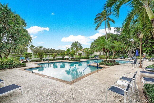 Building Photo - 6309 Graycliff Dr