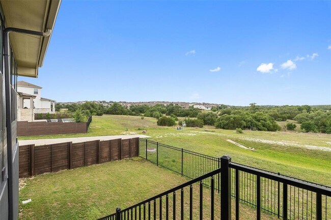 Building Photo - 16720 Horondelle Dr