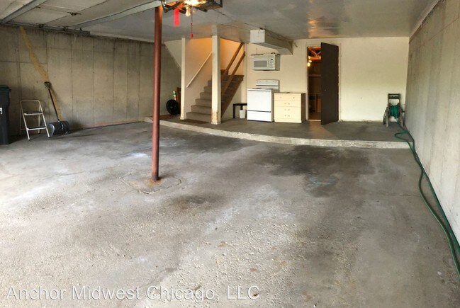 Building Photo - 3 br, 2.5 bath House - 1039 Sussex Drive