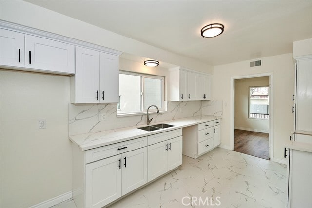 Building Photo - 1716 Vine St