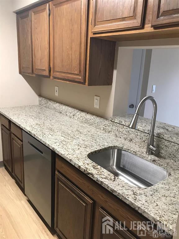 Building Photo - 4811 Ravens Crest Dr