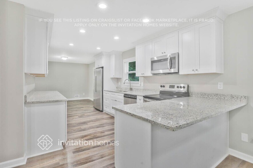 Building Photo - 3809 Butternut Dr