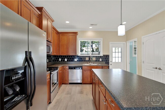 Building Photo - 127 Acapella Ave