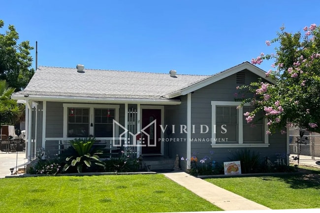 Building Photo - 411 Highland Dr