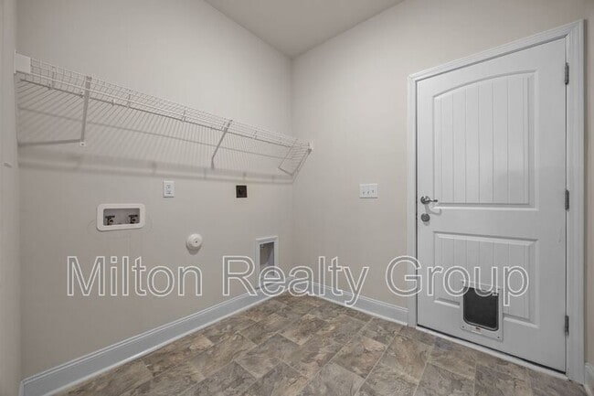 Building Photo - 75 Rolling Waters Ct