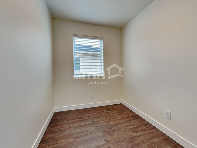 Building Photo - 7706 Verona Lp SW