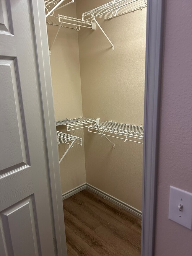 Building Photo - 23831 Pebworth Pl
