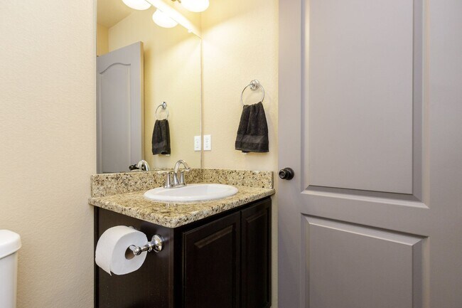 Building Photo - 7921 Pavo Real St