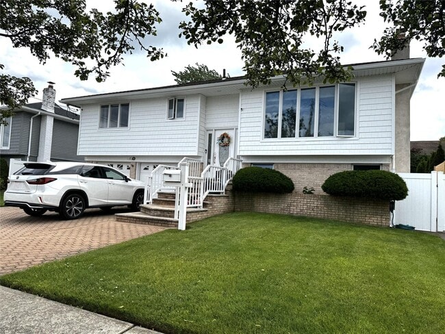 Primary Photo - 159 Harris Dr