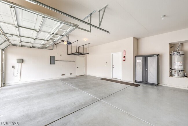 Building Photo - 1393 Romanesca Dr