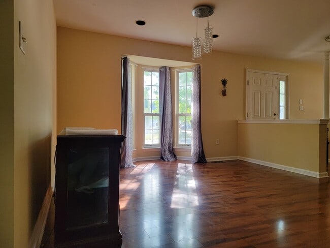 Building Photo - 1 Painted Wagon Rd