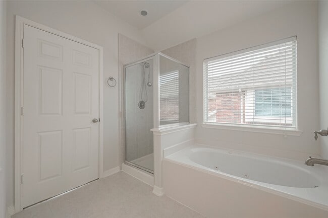 Building Photo - 18118 Billabong Crescent Ct