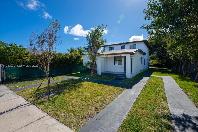 Building Photo - 742 NW 70th St