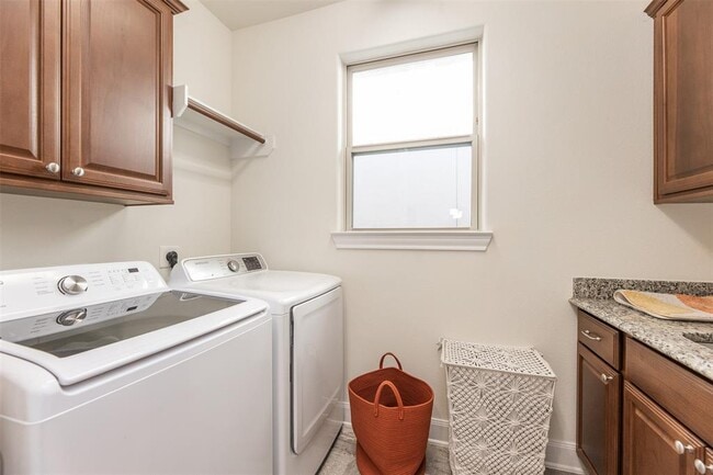 Building Photo - 1309 Malone St