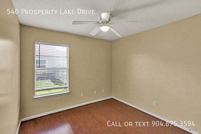 Building Photo - 540 Prosperity Lake Dr