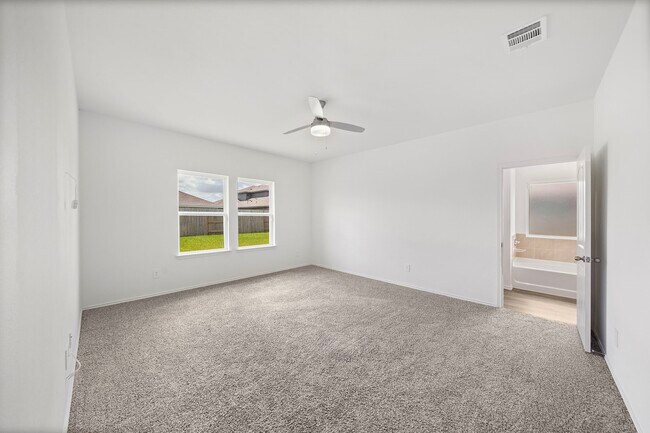 Building Photo - 807 Brazos Trl