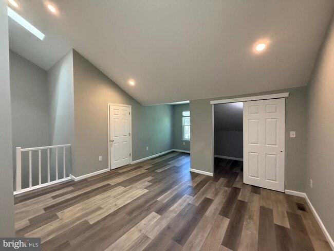 Building Photo - 28 Drewes Ct